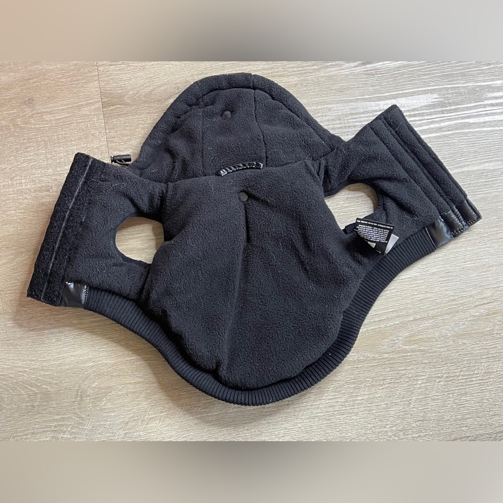 Canada Pooch Black Shiny Puffer Vest NWT Size 10 - Picture 8 of 13
